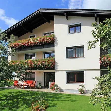 Haus Heckenrose Homestay