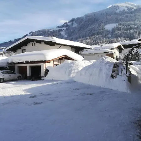 Homestay Haus Heckenrose Westendorf